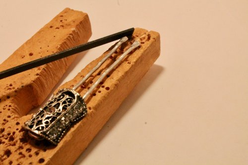 Judy Freyer Thompson's Elegant Earrings Take 2 - , Contemporary Wire Jewelry, Filing, Finishing, Forging, Forging Jewelry, Jewelry Forging, Drilling, Drill, file the ends